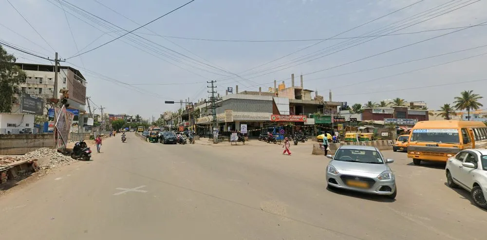 Street View of Channasandra Main Rd junction complex, Channasandra / Kadugodi