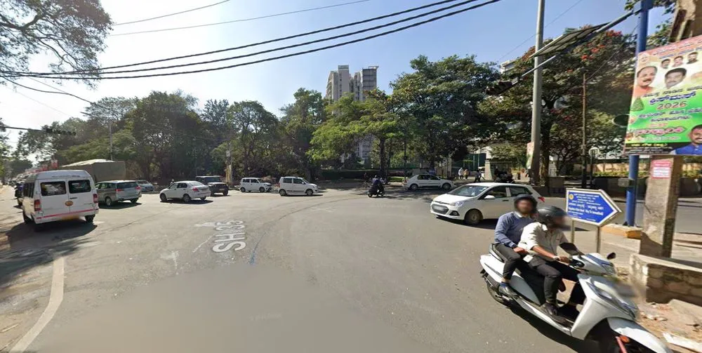 Street View of Whitefield Main Rd × Hagadur Rd, Ramagondanahalli
